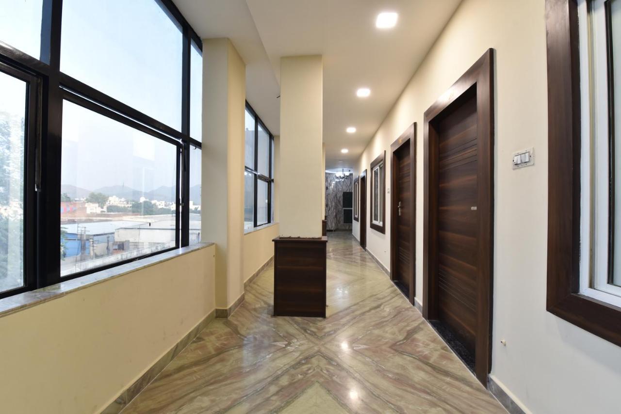 אודייפור Hotel Dosa Plaza מראה חיצוני תמונה